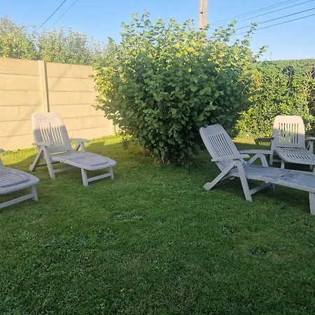 La Maison Des Oiseaux