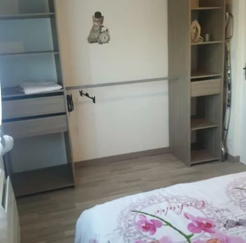 La Maison Des Oiseaux Hébergement de vacances *